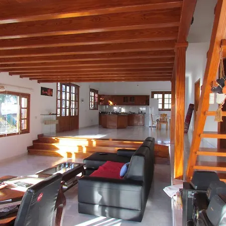 Casa En El Campo Tias