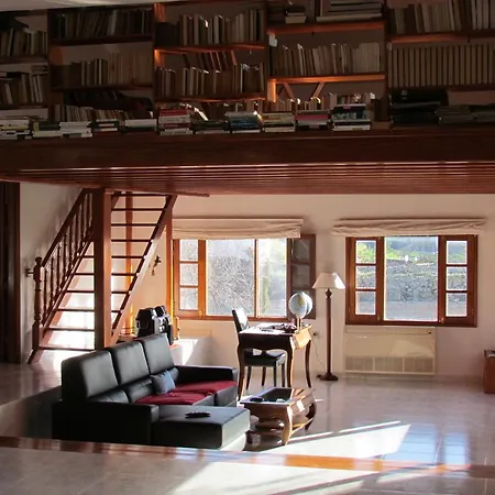 Nyaraló Casa En El Campo Tías